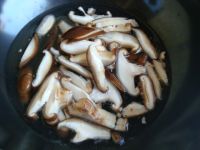 肉片炒黄瓜香菇