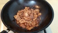 农家青椒笋香炒肉片