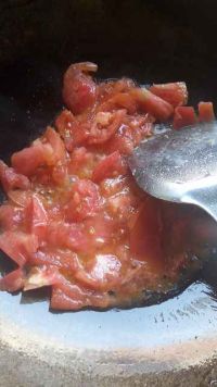 西红柿鱼糕豆腐汤