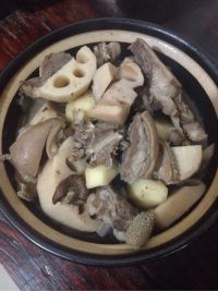 莲藕焖羊肉