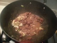 牛肉焖饭