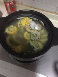 瘦肉玉米苦瓜花蛤汤