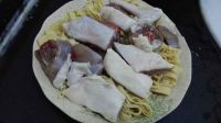 百叶丝蒸腊鸭腿