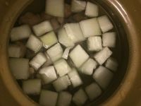 冬瓜排骨汤。