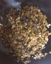 肉炒香菇丁