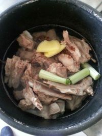 羊排烧土豆