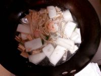 萝卜腐竹虾仁汤