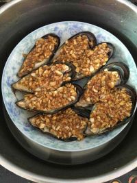 蒜蓉清蒸青蚝