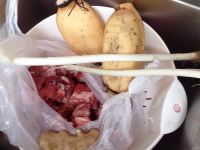 猪尾骨饭豆莲藕汤