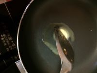 香煎黑椒牛排配番茄意