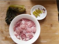 泡椒酸菜鲜肉包