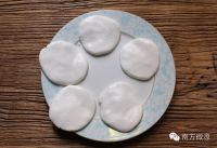 五彩缤纷的雨花石汤圆