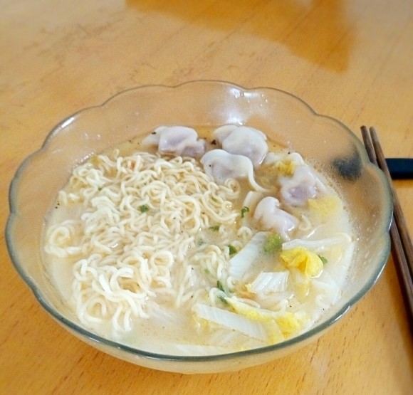 方便面水饺