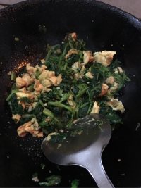 菠菜炒鸡蛋