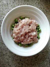 肉末蒸豌豆