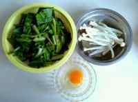 金针菇鸡蛋菠菜汤