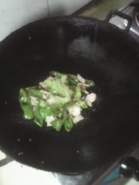 辣椒苦瓜肉片