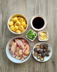 香菇板栗烧鸡