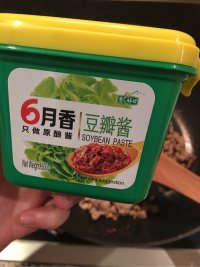 菠菜炸酱面