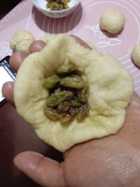 葡萄干小餐包