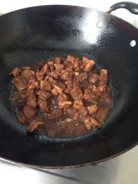 红烧羊肉豆芛