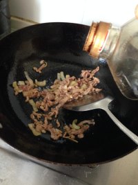 蒜苔炒肉