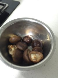 香菇炒肉