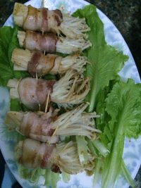 培根金针菇卷