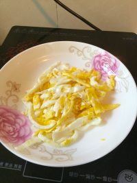 菜椒胡萝卜炒米粉