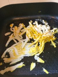 菜椒胡萝卜炒米粉