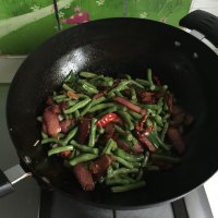 腊肉炒豆角