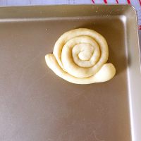 卡仕达小蜗牛面包