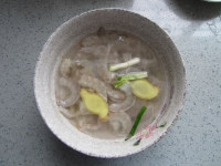 蒜苔滑虾仁