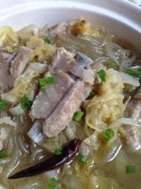 酸菜炖排骨