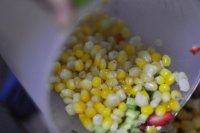 松仁玉米草莓沙拉