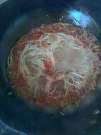 西红柿鸡蛋挂面汤