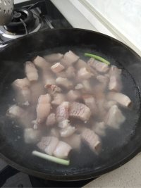 土豆红烧肉