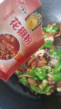 青椒炒肉