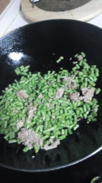 豆角肉沫