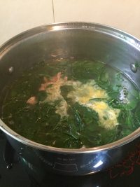 枸杞叶蛋花汤