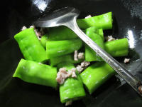 肉末炒尖椒