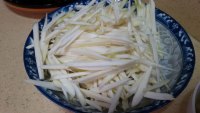 葱香茭白丝炒煎蛋