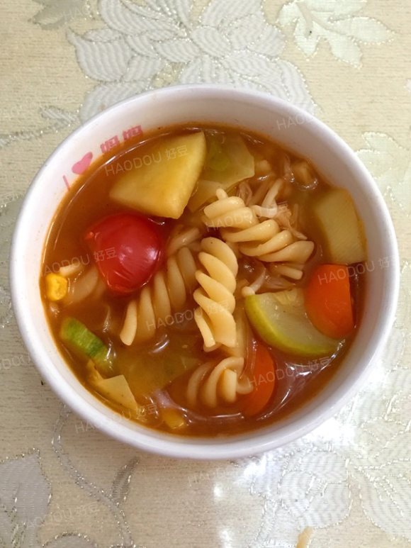意大利面番茄蔬菜汤