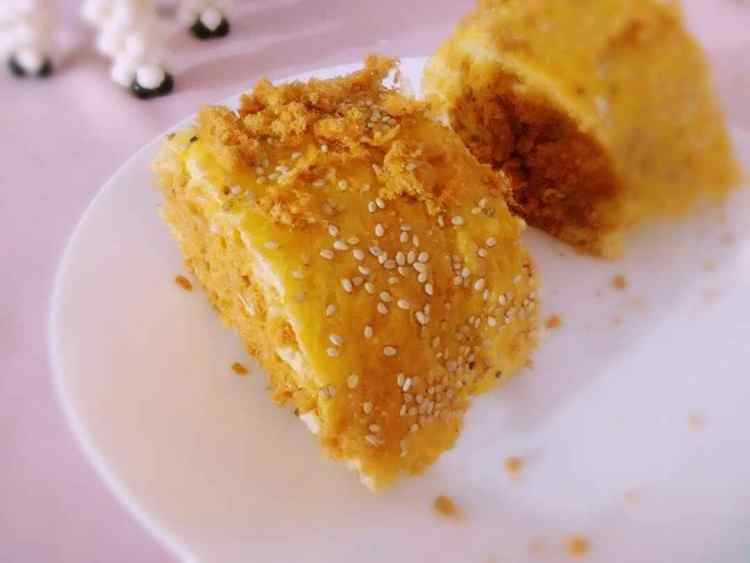 肉松面包卷