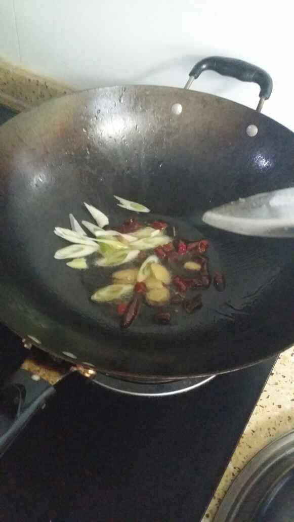 香辣肉片#新鲜从这里