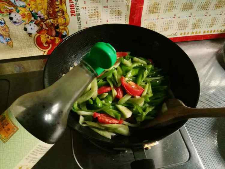 青椒炒黄瓜
