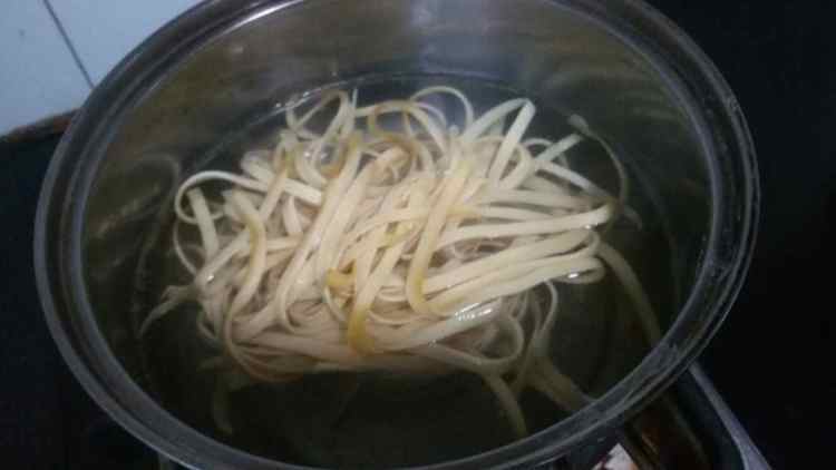 凉拌豆腐皮#新鲜从这