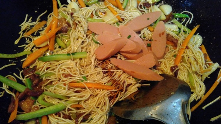 肉丝炒面
