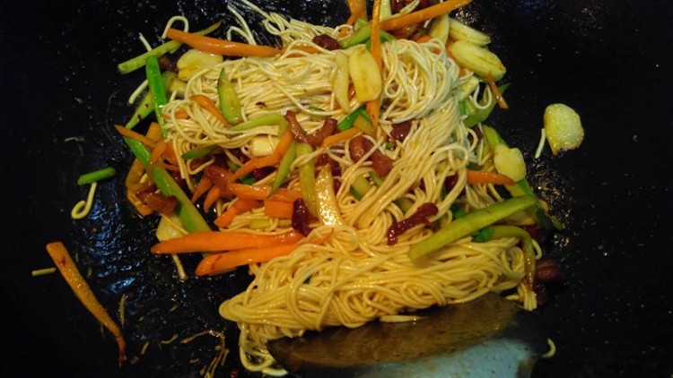 肉丝炒面