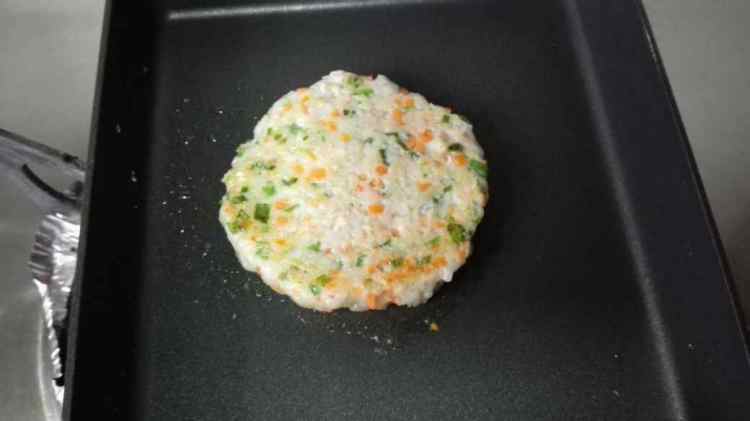 鲜虾肉排芝士汉堡